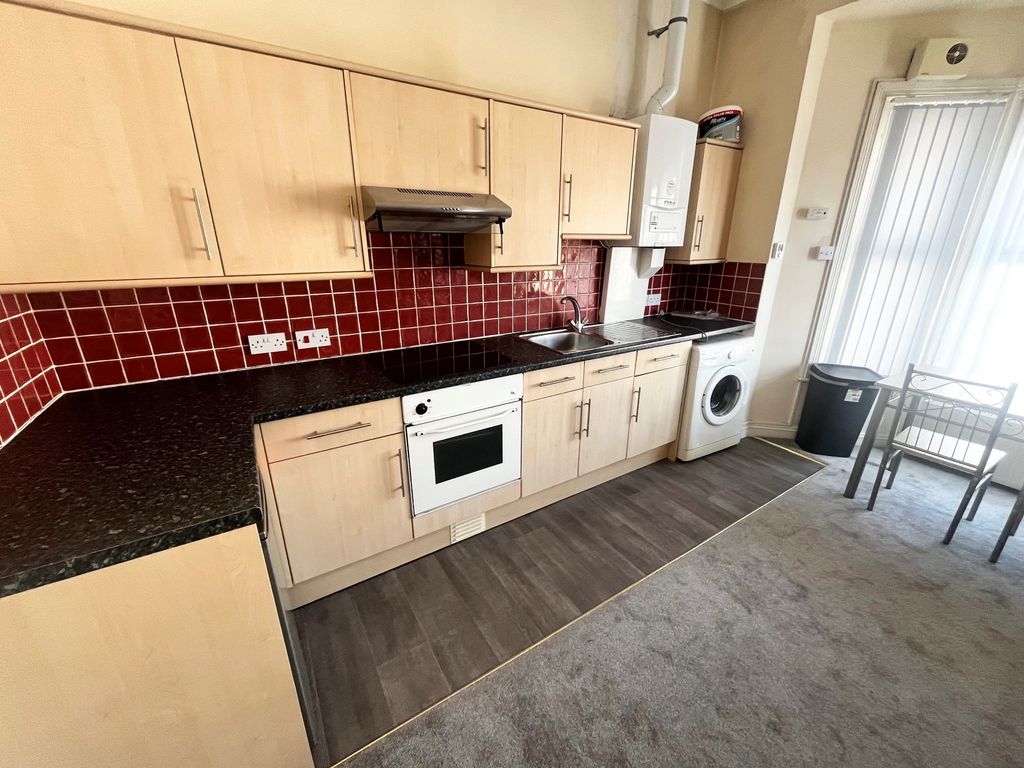 Property photo 2 of 5