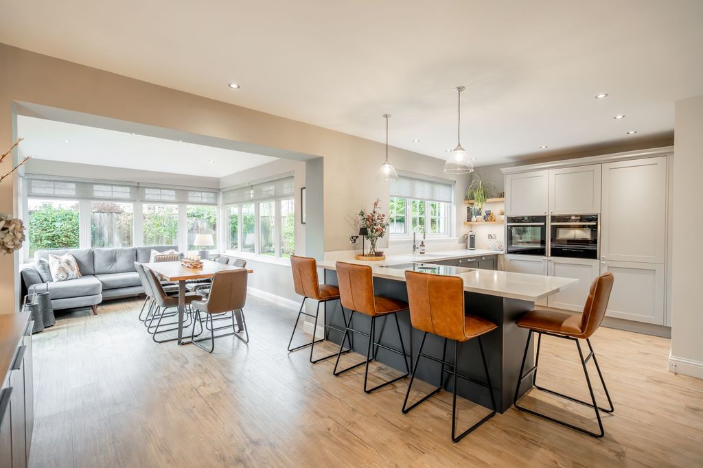 Property photo 2 of 35 Kitchen Diner