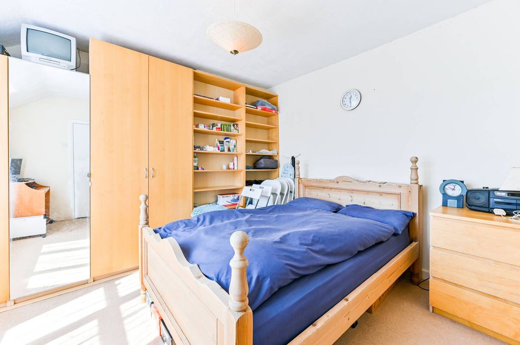 Property photo 3 of 9