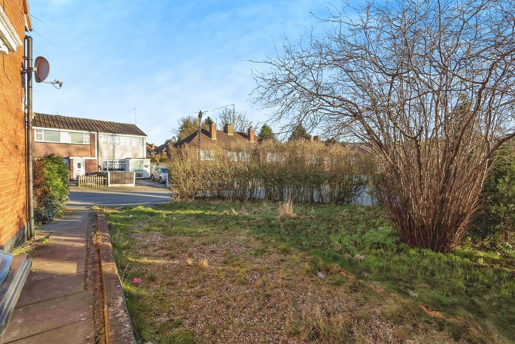 Property photo 3 of 10