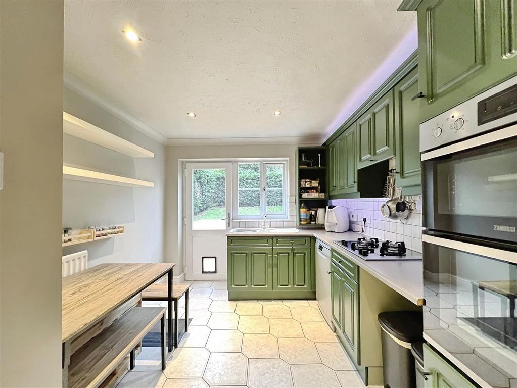 Property photo 3 of 14 63Ab1A53-Img_7977.Jpg