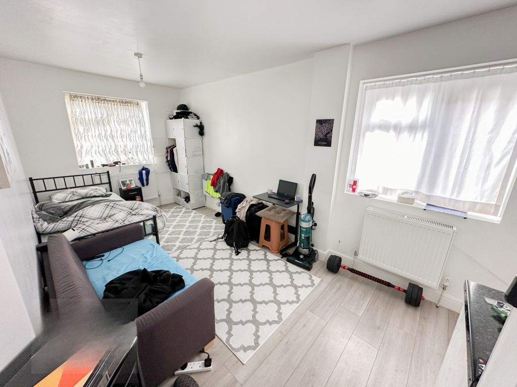 Property photo 1 of 6 Photo 1