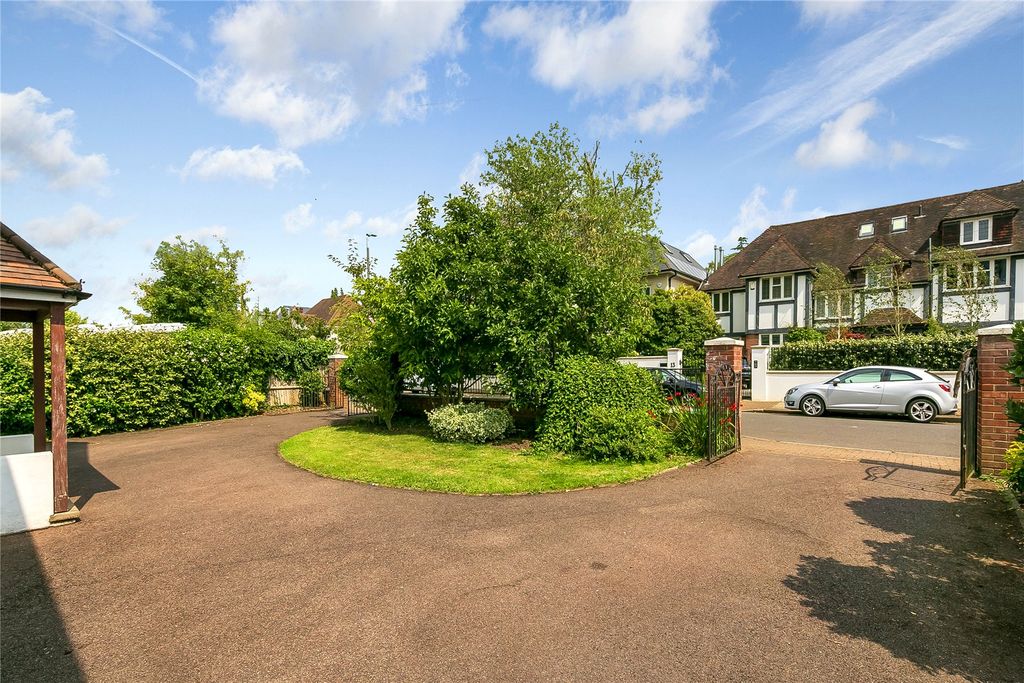 Property photo 3 of 25 Picture No. 43