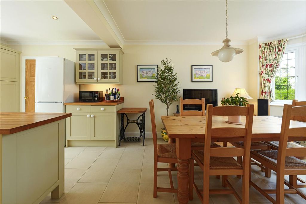 Additional image 9 of 4 bed detached house for saleHeathfield Road, Penenden Heath, Maidstone ME14