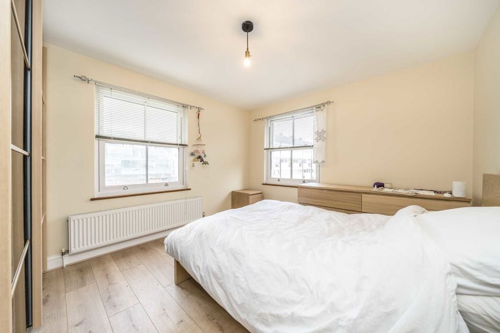 Property photo 3 of 7