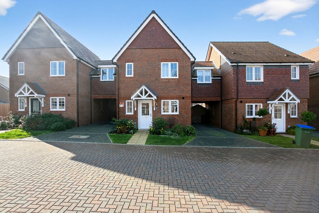 Property photo 1 of 20