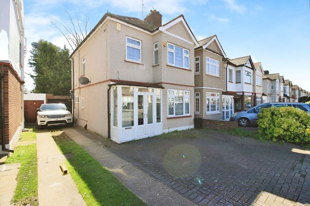 Property photo 1 of 17 86B479Db-4.Jpg