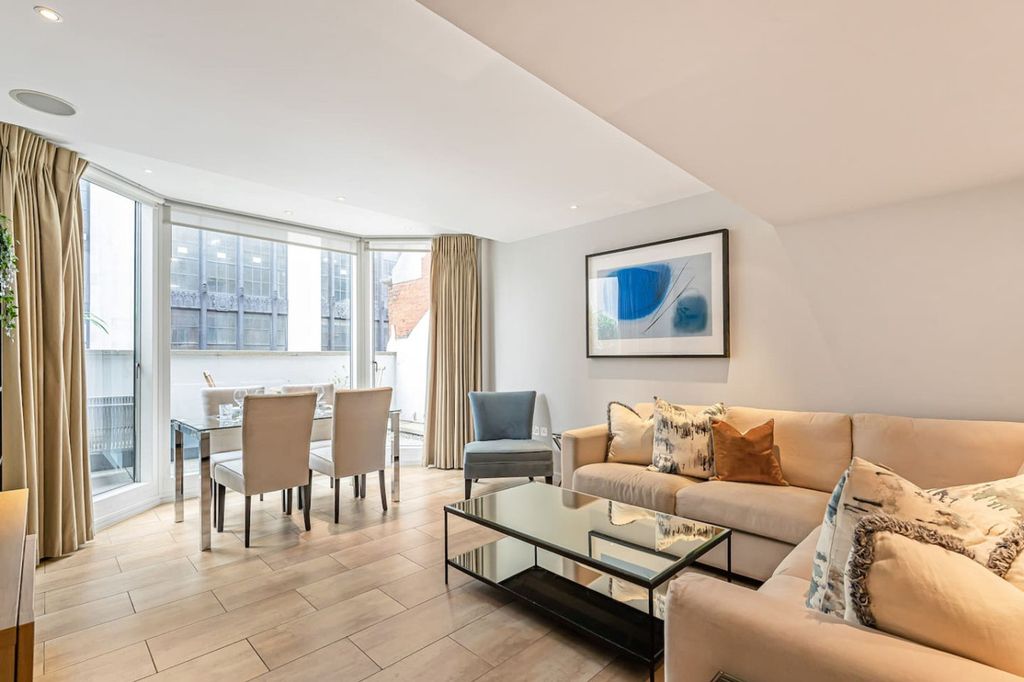 Property photo 1 of 32 Living Room