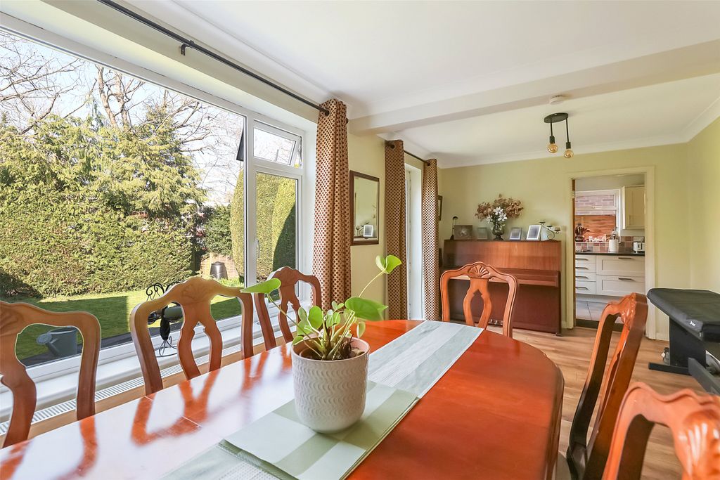 Property photo 3 of 14 Picture No. 05