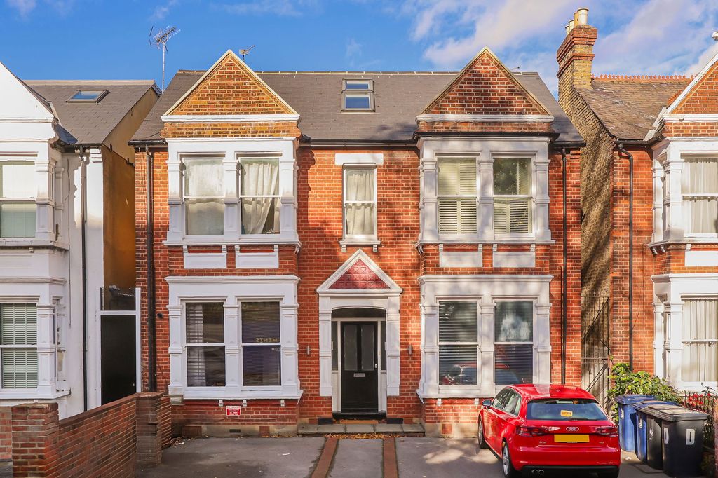 Property photo 1 of 17