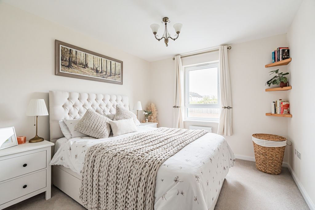 Additional image 7 of 2 bed flat for sale4/1 Bowbridge Crescent, Edinburgh EH17