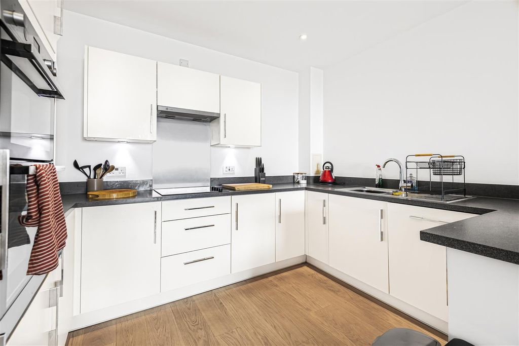 Property photo 2 of 16 2