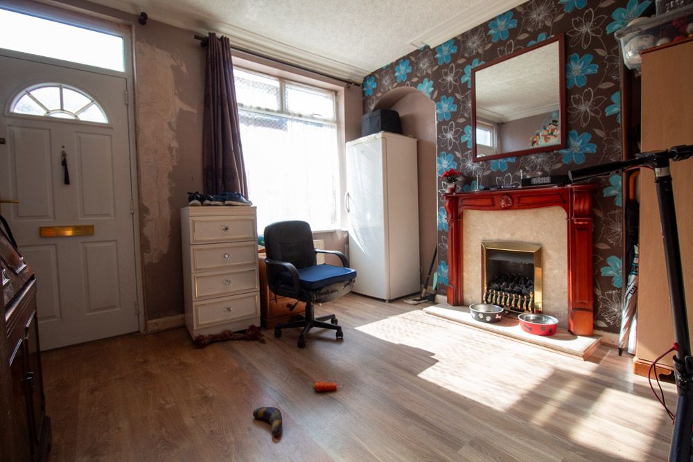 Property photo 3 of 12