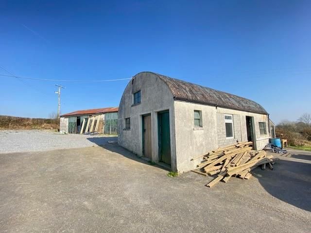 Property photo 3 of 27 Range 1