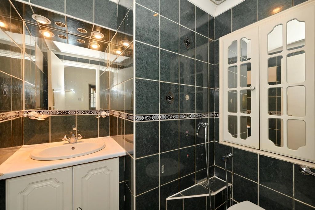 Additional image 12 of 3 bed flat for saleHamilton Court, Maida Vale W9