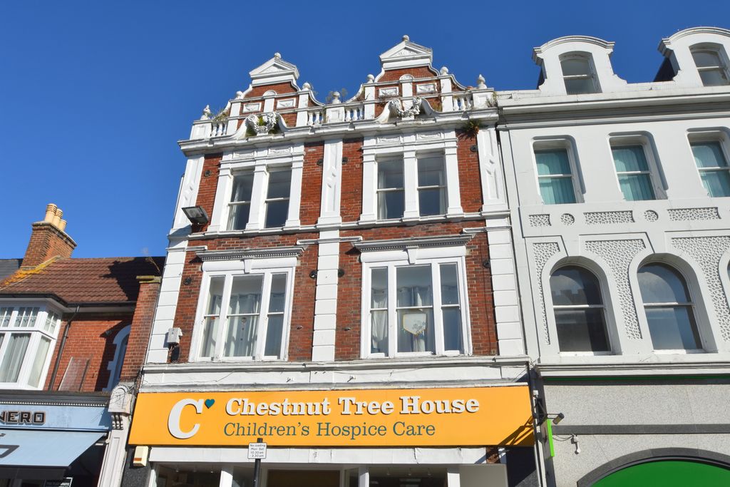 Property photo 1 of 6 Photo 01