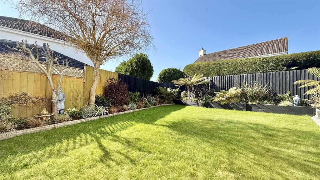 Property photo 2 of 16 Img_8863.Jpg