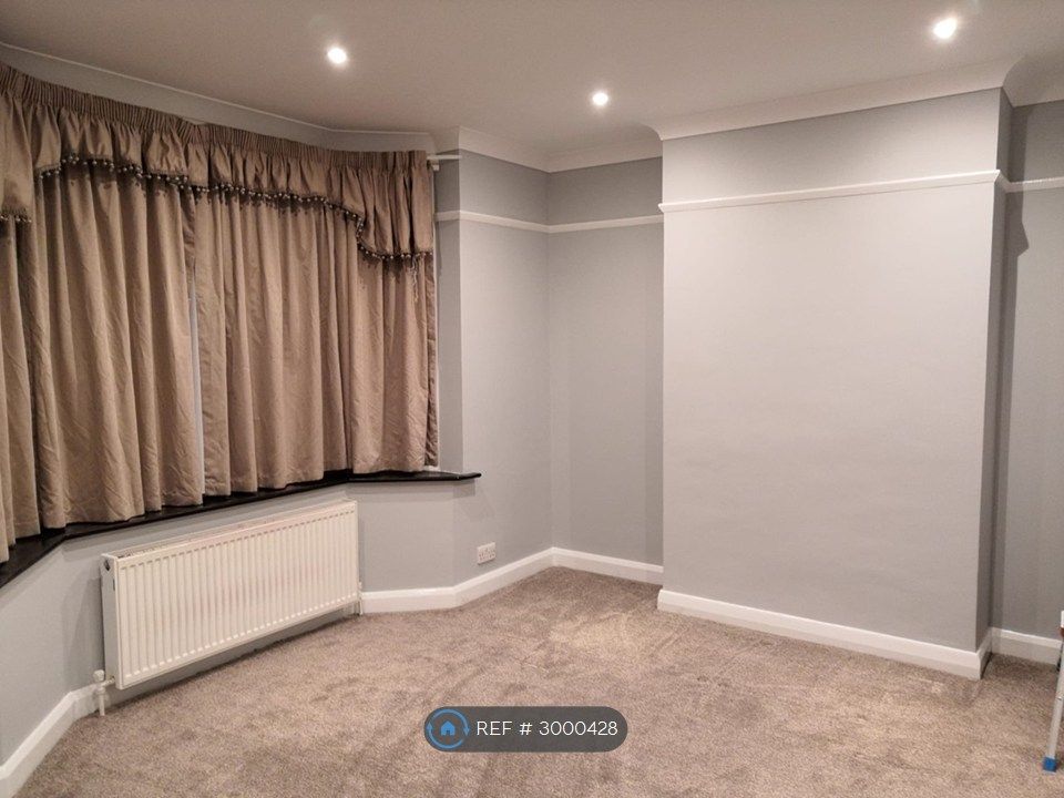 Property photo 1 of 12 Lounge/Dinning