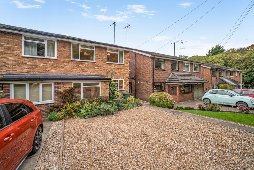 Property photo 1 of 9