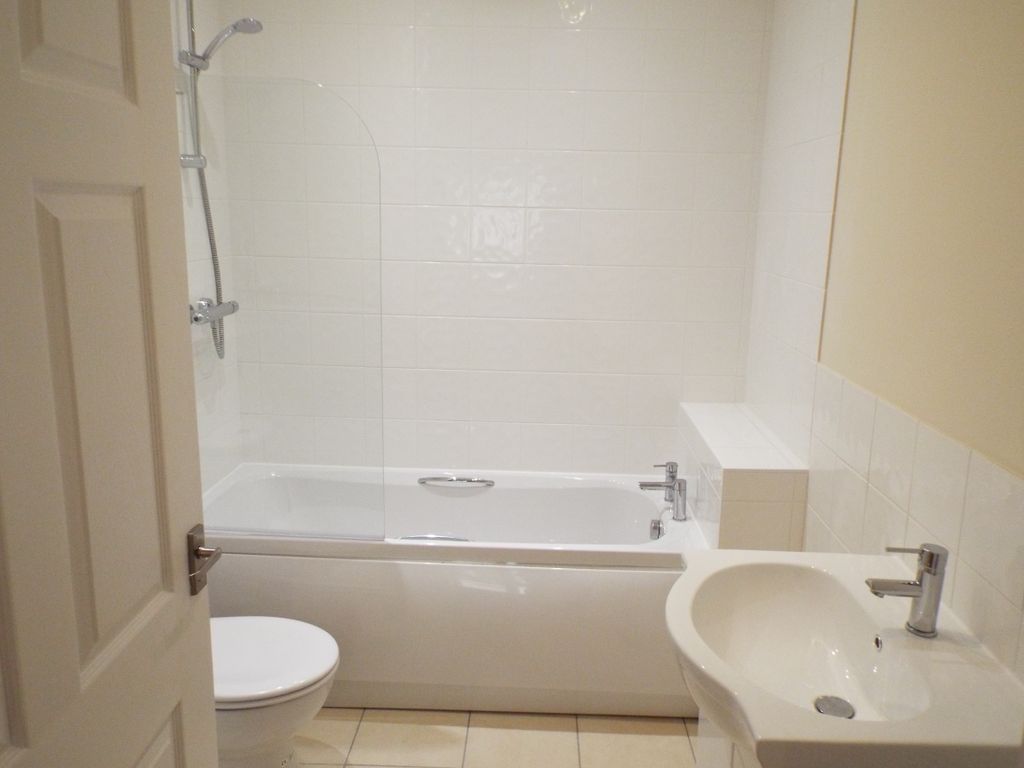 Property photo 3 of 4