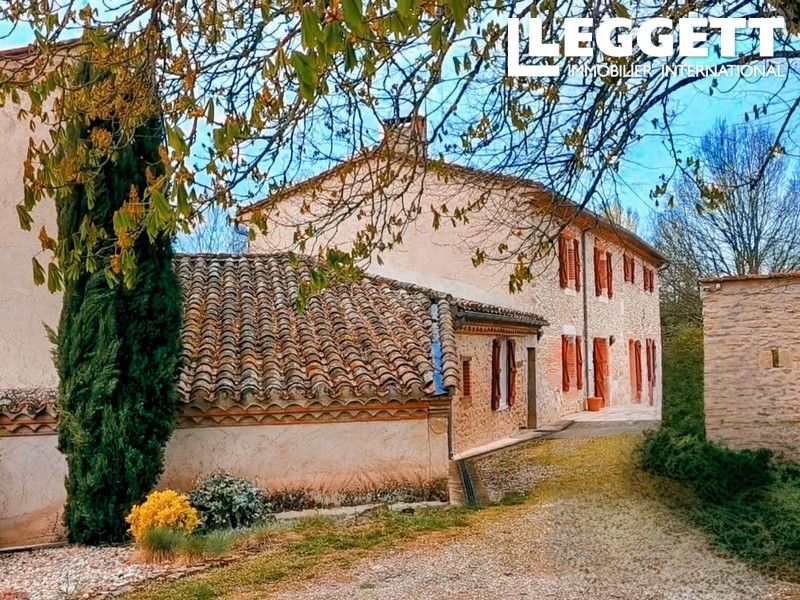 Property photo 2 of 10