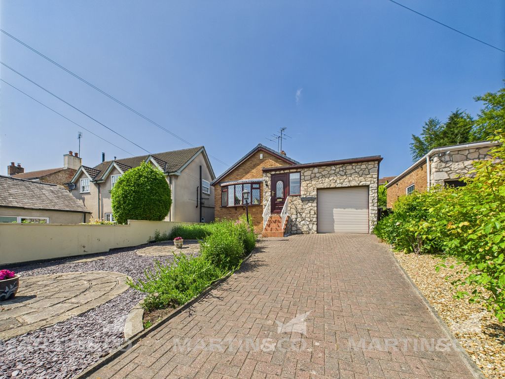 Property photo 1 of 17 Cam02406G0-Pr0469-Still021