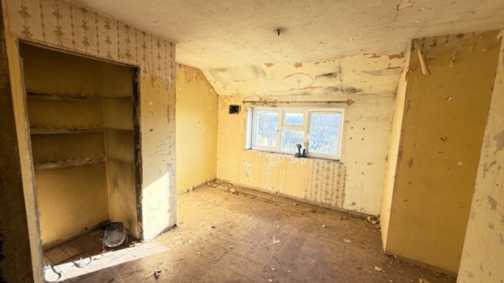 Property photo 3 of 9