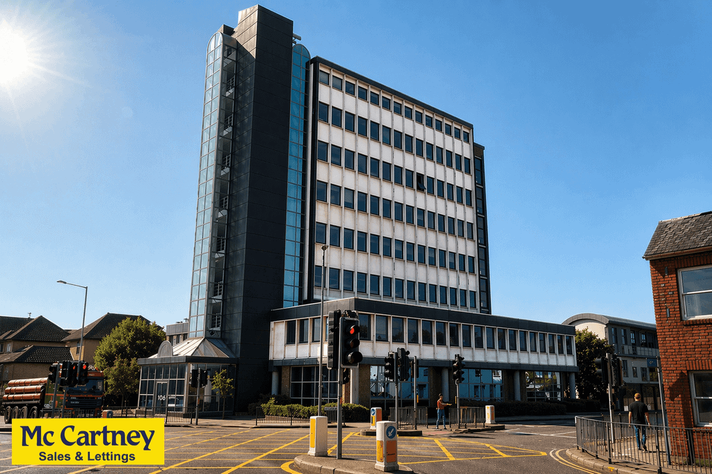 Property photo 1 of 12 1 Bed Flat To Rent Springfield Road, Chelmsford CM2