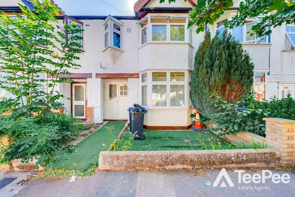 Property photo 1 of 17 A7S09228Hdr.Jpg