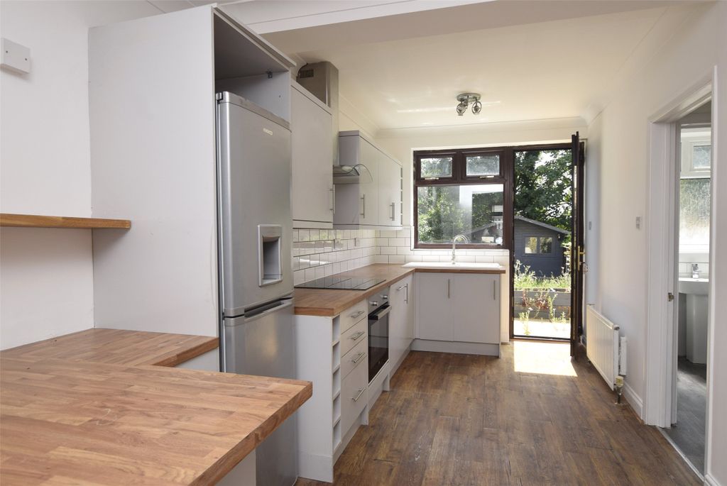 Property photo 2 of 9 Picture No. 05