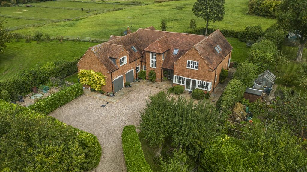 Property photo 1 of 36 Picture No. 13