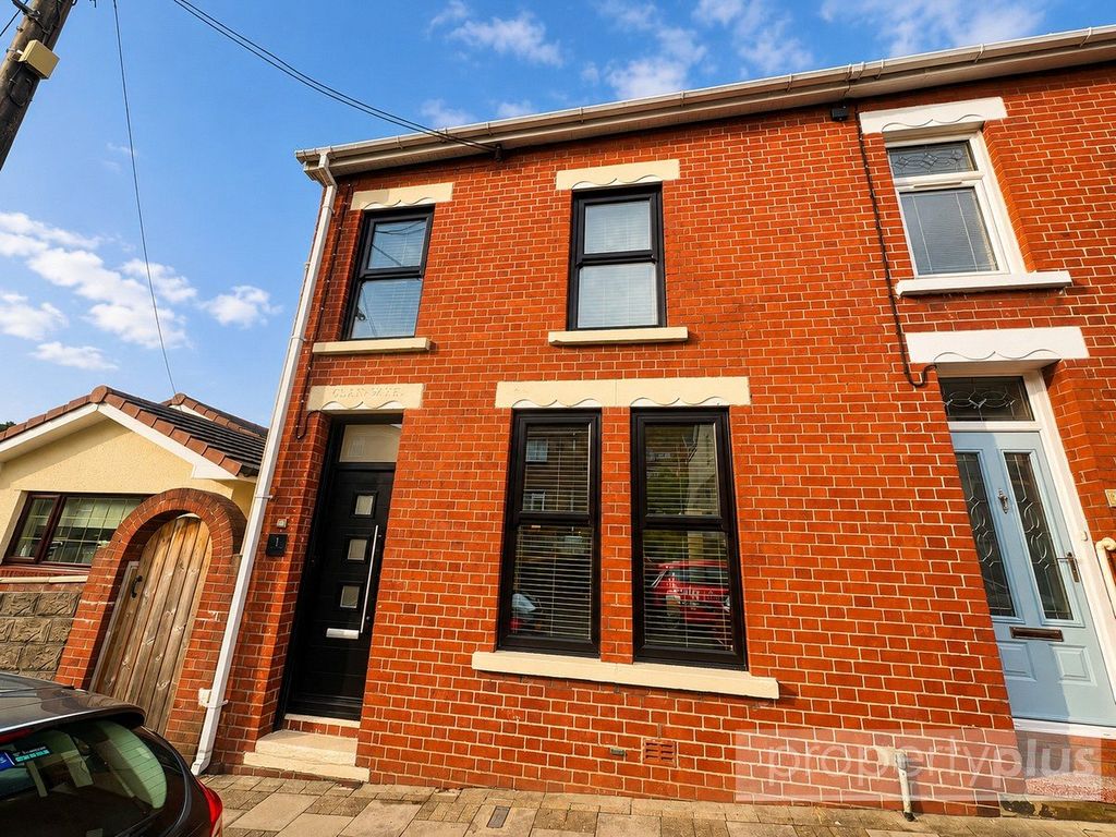Property photo 1 of 26 Picture No. 01