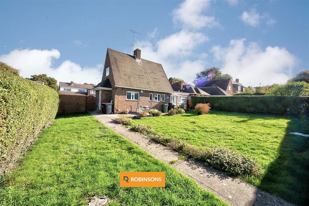 Property photo 1 of 11