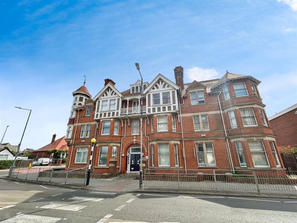 Property photo 1 of 8 Tzpwkkb4_Kqjiojka2Xkhq.Jpg