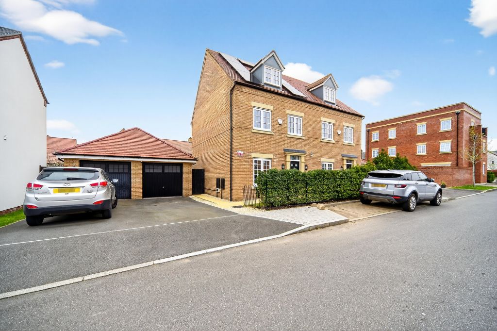 Property photo 1 of 20 Front View