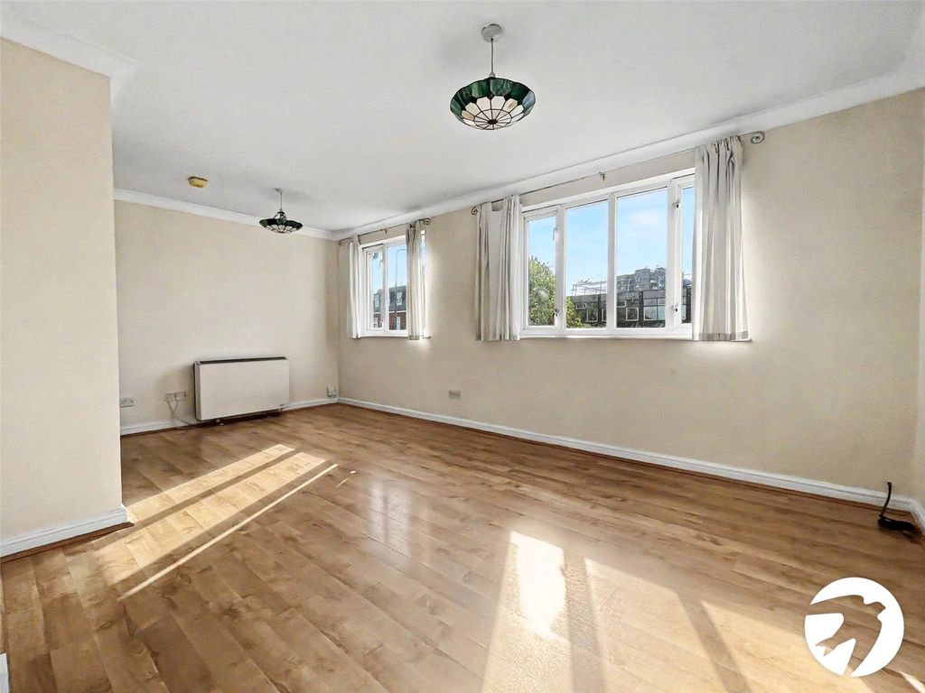 Property photo 2 of 7 Picture No. 01