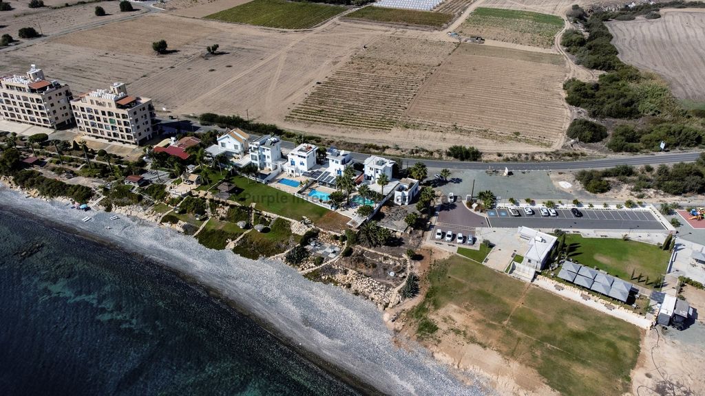 Property photo 3 of 34