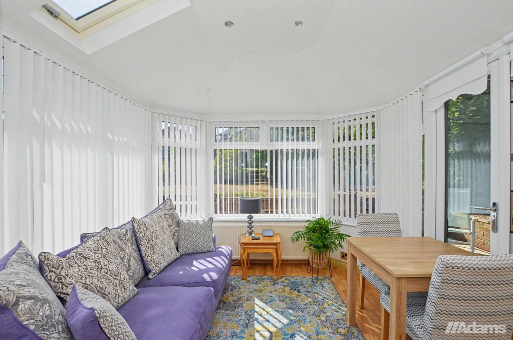 Property photo 2 of 39