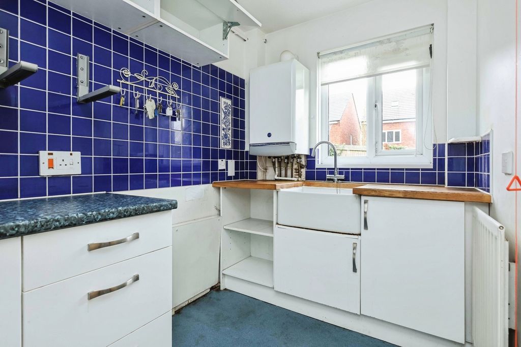 Property photo 2 of 15 Photo