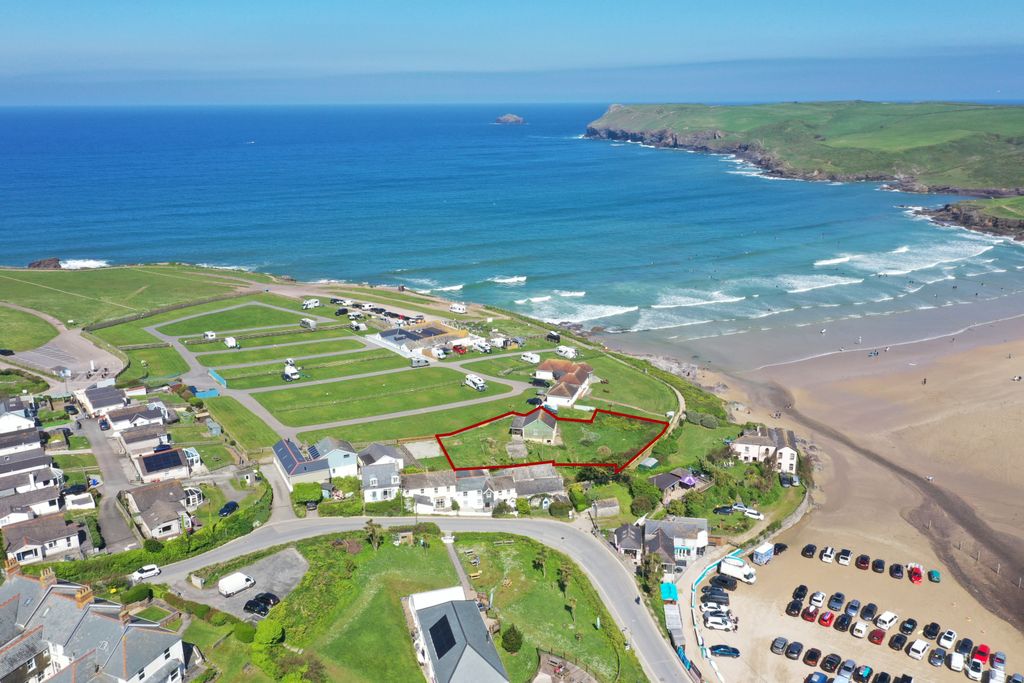 Property photo 1 of 14 Beachside