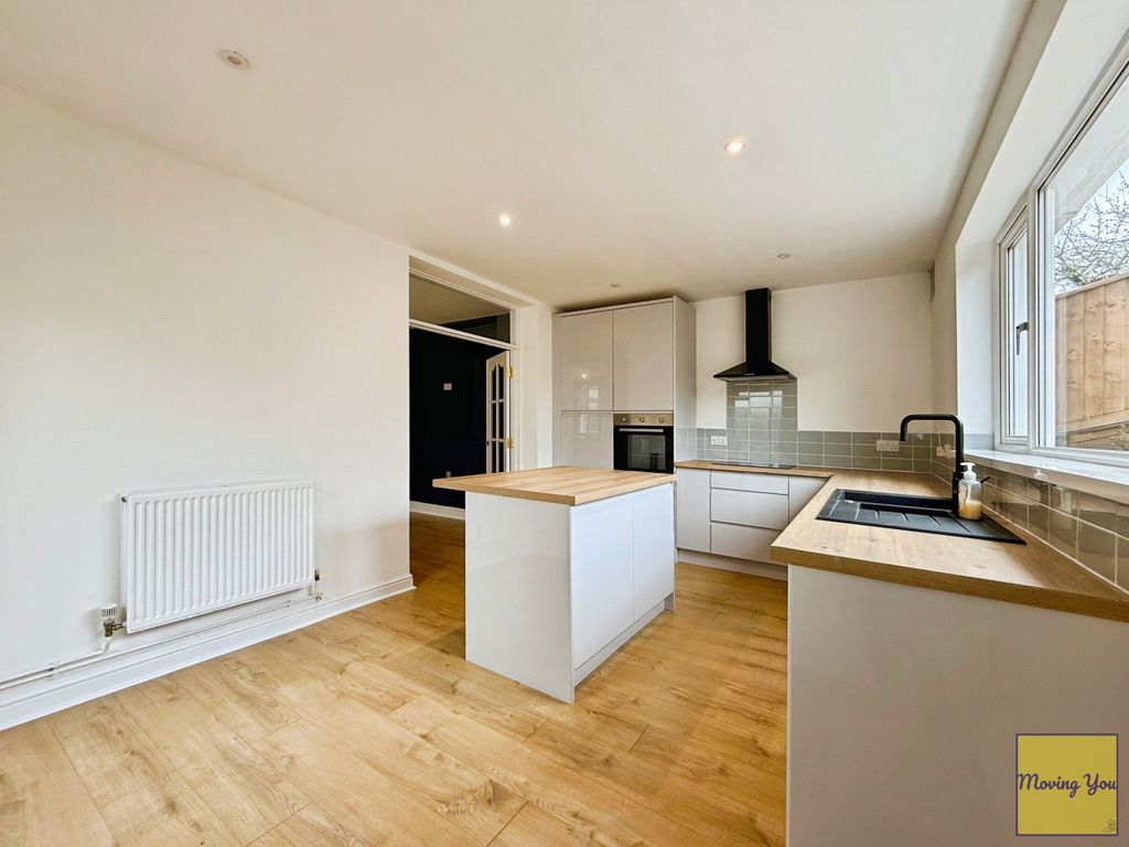 Property photo 3 of 19 Photo 3