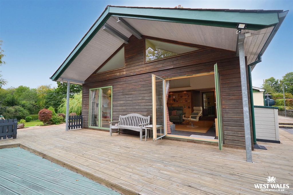 Property photo 2 of 45 Extension