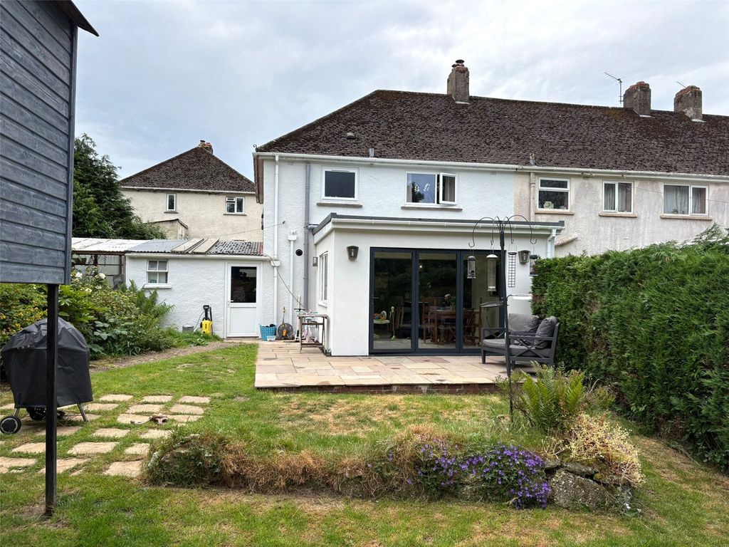 Property photo 1 of 17 Picture No. 02