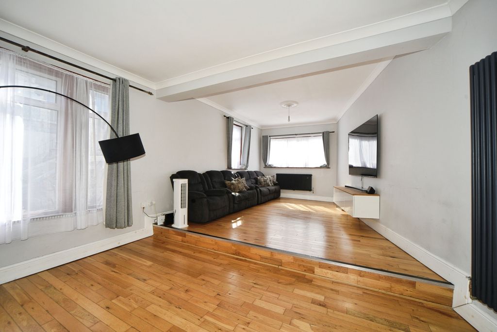 Property photo 2 of 20 Dsc_9029