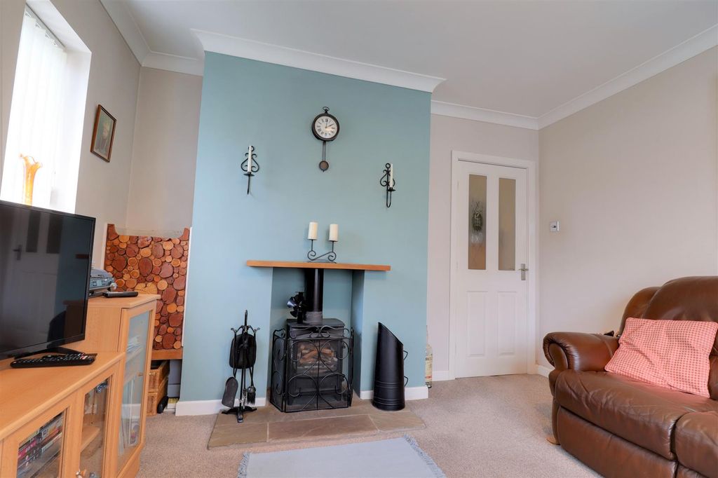Property photo 3 of 33 Img_1241-Img_1243.Jpg