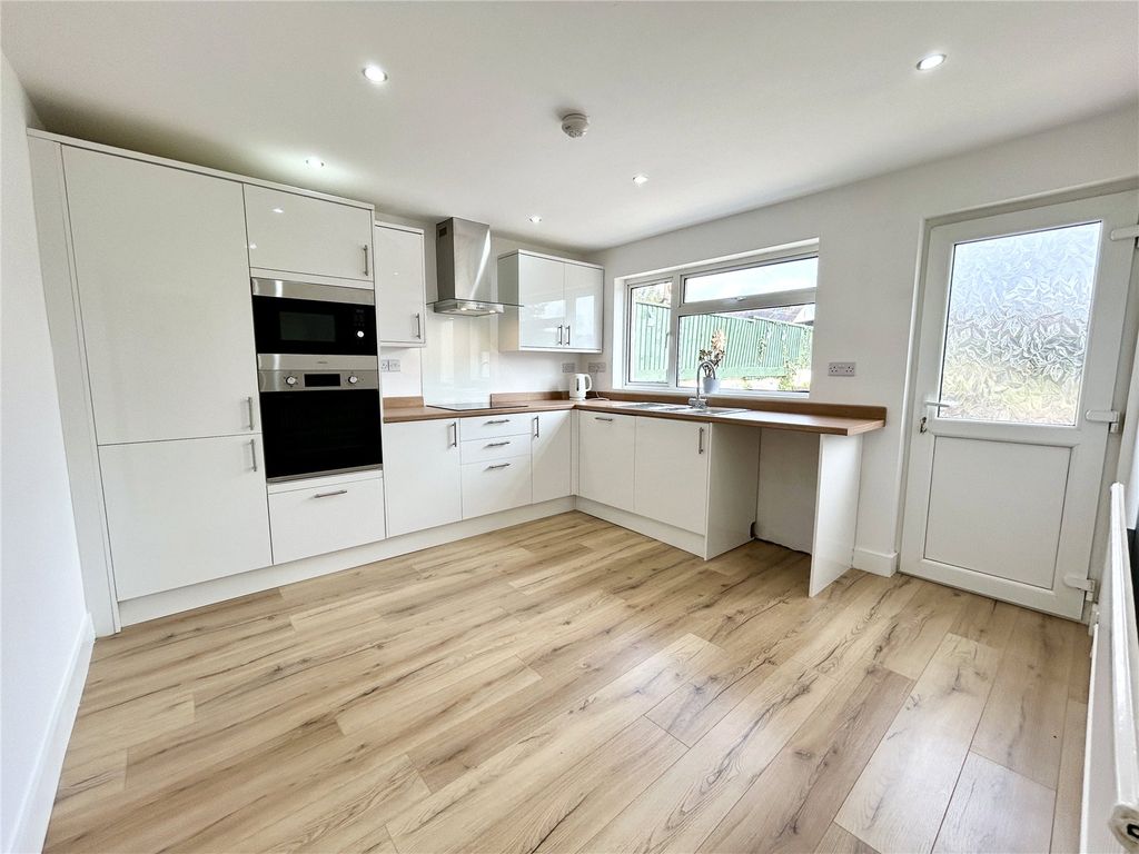 Property photo 1 of 11 Picture No. 08