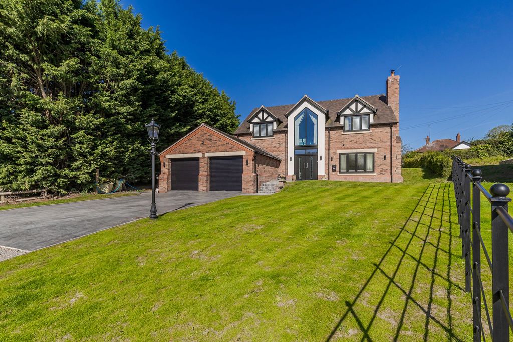 Property photo 1 of 35