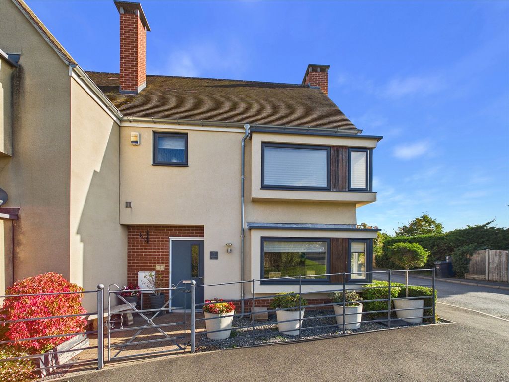 Property photo 1 of 15 Picture No. 01