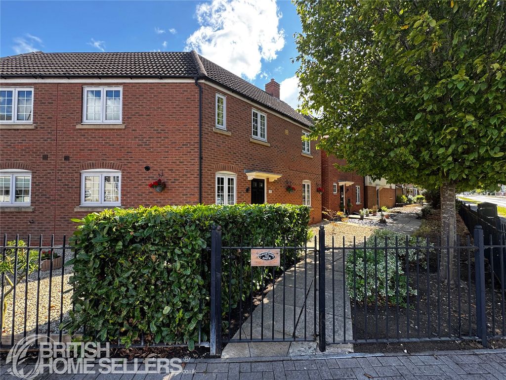 Property photo 1 of 23 Picture No. 04