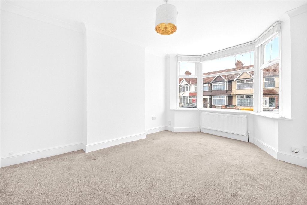 Property photo 3 of 25 Picture No. 21